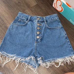 urban outfitters jean shorts